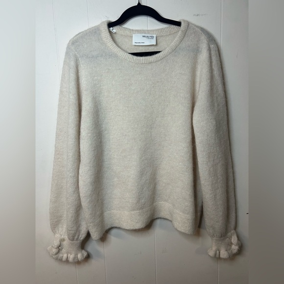 Selected Femme, size XXL wool/alpaca cream long sleeve frilled cuff sweater - Picture 2 of 8